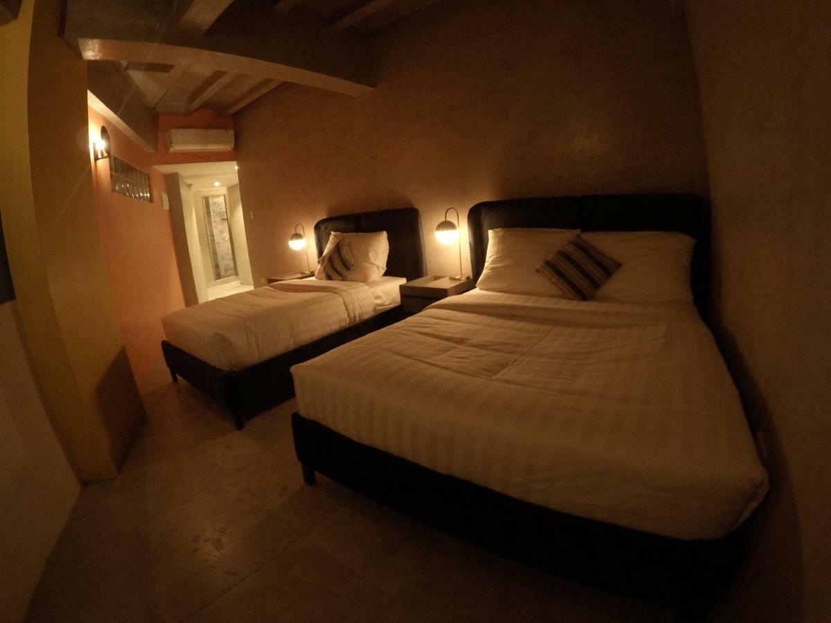 Mandaluyong Citizen Hotel מראה חיצוני תמונה